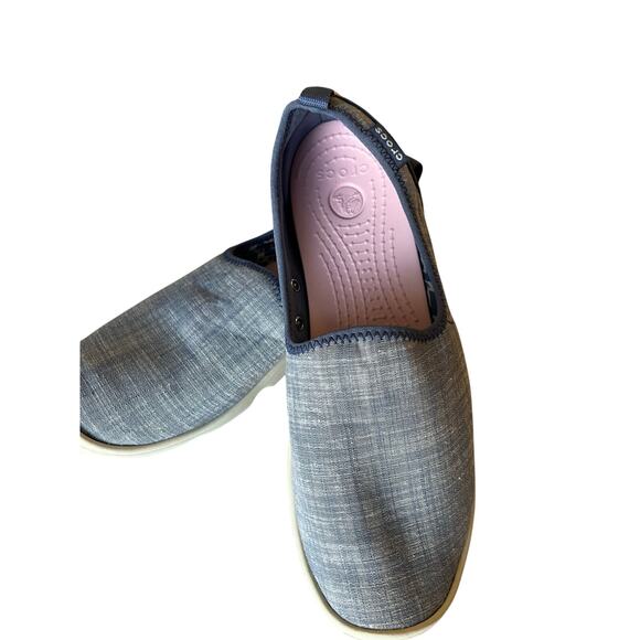 Crocs | Women's Size 9 Busy Day Slip-ons - Picture 3 of 10